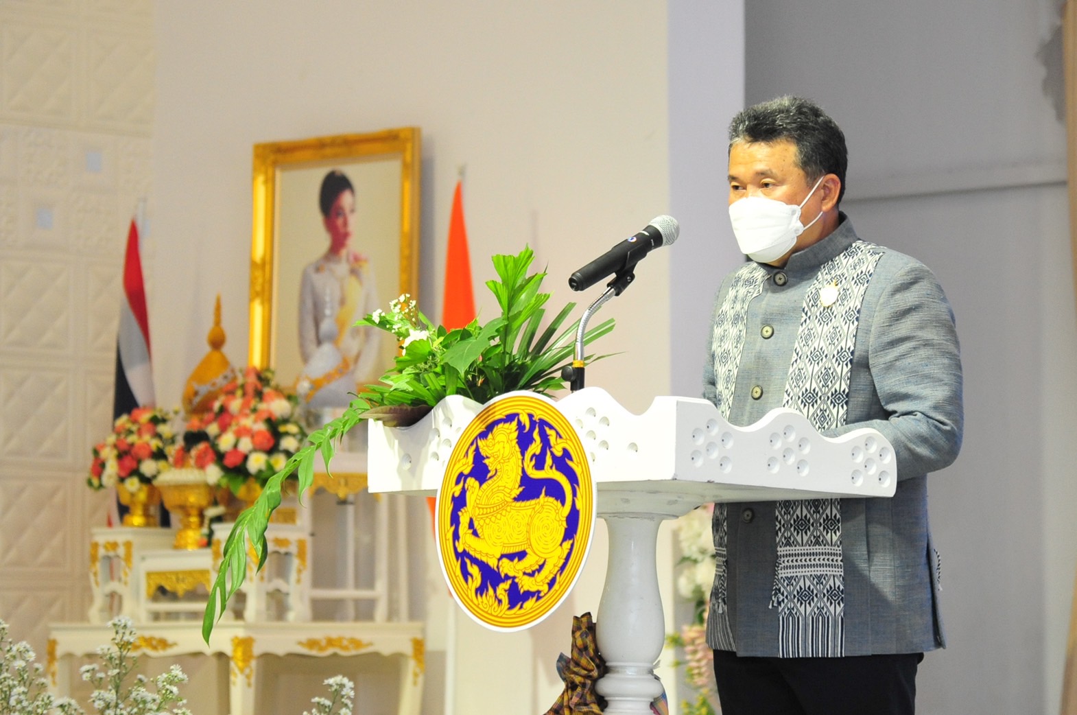 CDD KAN News : พช. กาญจน์ สืบสานแนวพระดำริ ‘เจ้าฟ้าสิริวัณณวรีฯ’ ร่วมกิจกรรมการประกวดผ้าลายพระราชทาน “ผ้าขิดลายนารีรัตนราชกัญญา” ชิงรางวัลพระราชทาน ประจำปี 2565