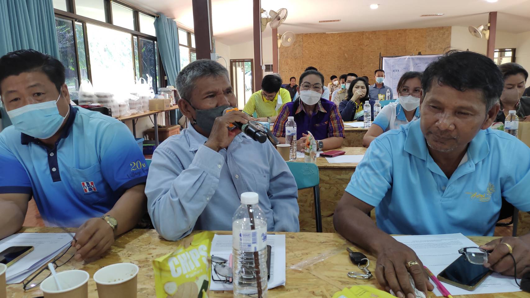 พช. กาญจนบุรี ประชุมป้องกันยาเสพติดแบบเชิงรุกโดยเครือข่ายกองทุนแม่ของแผ่นดิน ด้วย 13 แผนอำเภอ 3 แผนโซน 1แผนจังหวัด ขจัดยาเสพติด