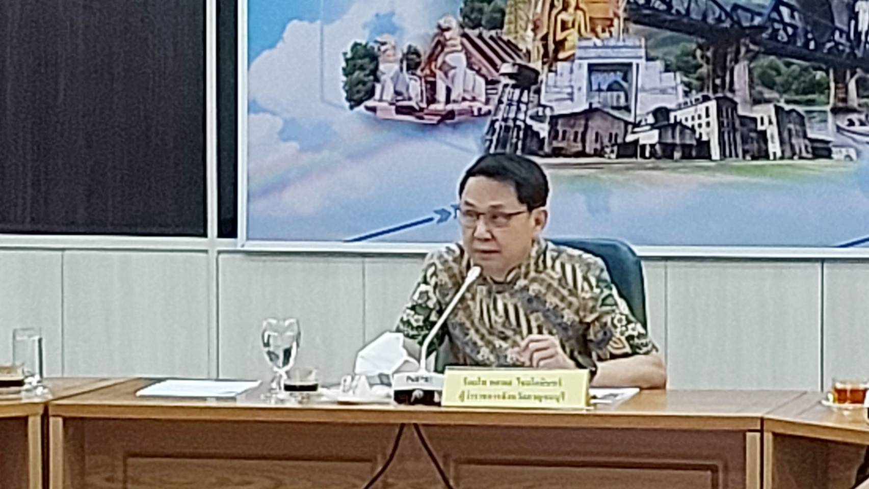 พช. กาญจนบุรี ร่วมประชุมติดตามความคืบหน้าการดำเนินงานโครงการพัฒนาชุมชนในเขตรักษาพันธุ์สัตว์ป่า และอุทยานแห่งชาติจังหวัดกาญจนบุรี ภายใต้มูลนิธิภูบดินทร์ ในพระบรมราชูปถัมภ์ “