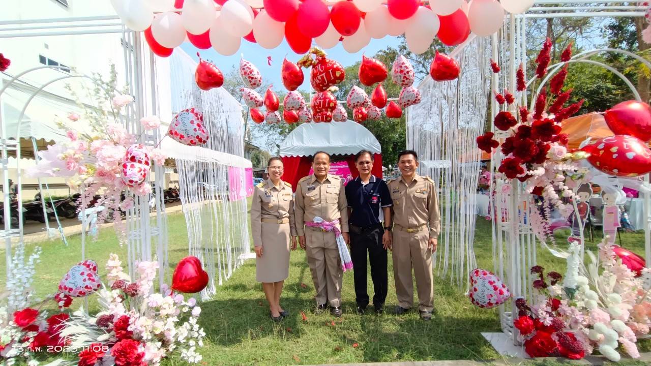 พช.กาญจนบุรี จัดโครงการส่งเสริมช่องทางการตลาดผลิตภัณฑ์กลุ่มอาชีพสมาชิกกองทุนพัฒนาบทบาทสตรี