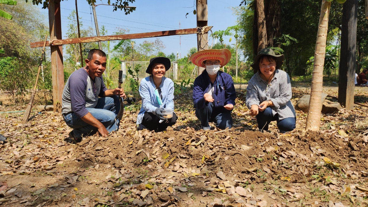 พช.กาญจนบุรี ลุยด้วยใจเพื่อบ้านของเรา “ศูนย์พัฒนาอาชีพหนองบัว กรมการพัฒนาชุมชน”