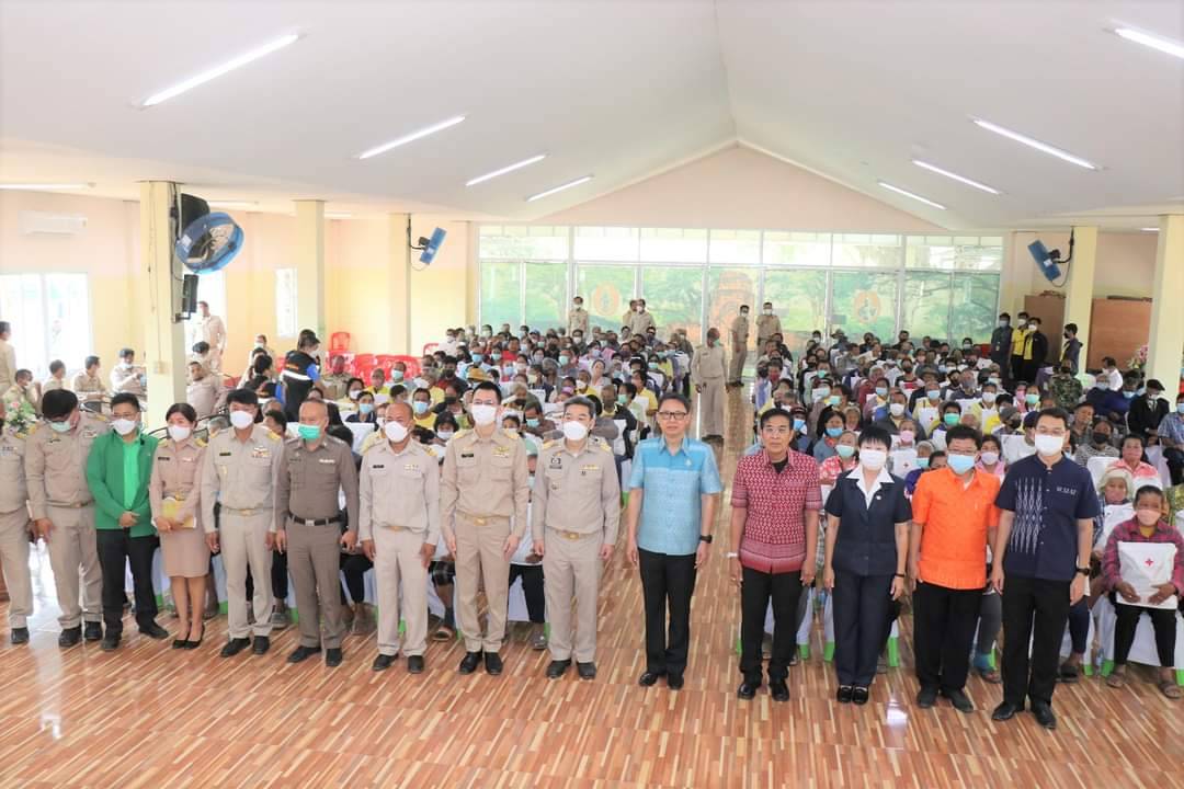 พช.กาญจน์ ร่วมกิจกรรม “บำบัดทุกข์ บำรุงสุข สร้างรอยยิ้มให้ประชาชน” ครั้งที่ 4