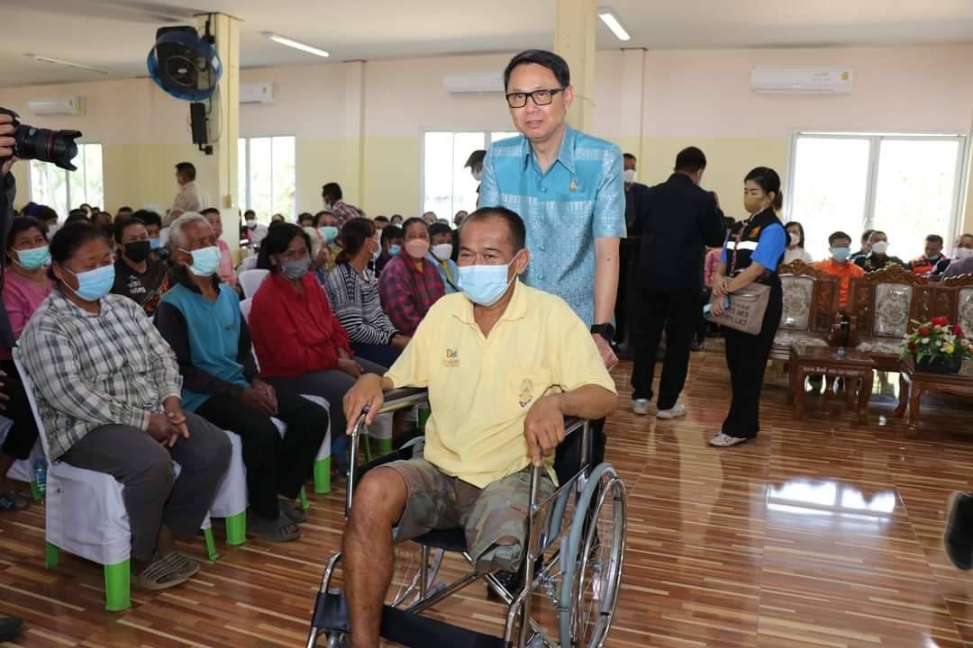 พช.กาญจน์ ร่วมกิจกรรม “บำบัดทุกข์ บำรุงสุข สร้างรอยยิ้มให้ประชาชน” ครั้งที่ 4