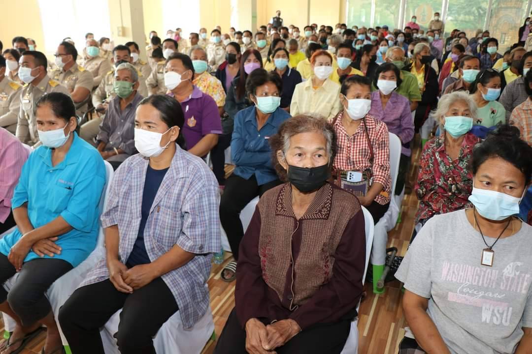 พช.กาญจน์ ร่วมกิจกรรม “บำบัดทุกข์ บำรุงสุข สร้างรอยยิ้มให้ประชาชน” ครั้งที่ 4