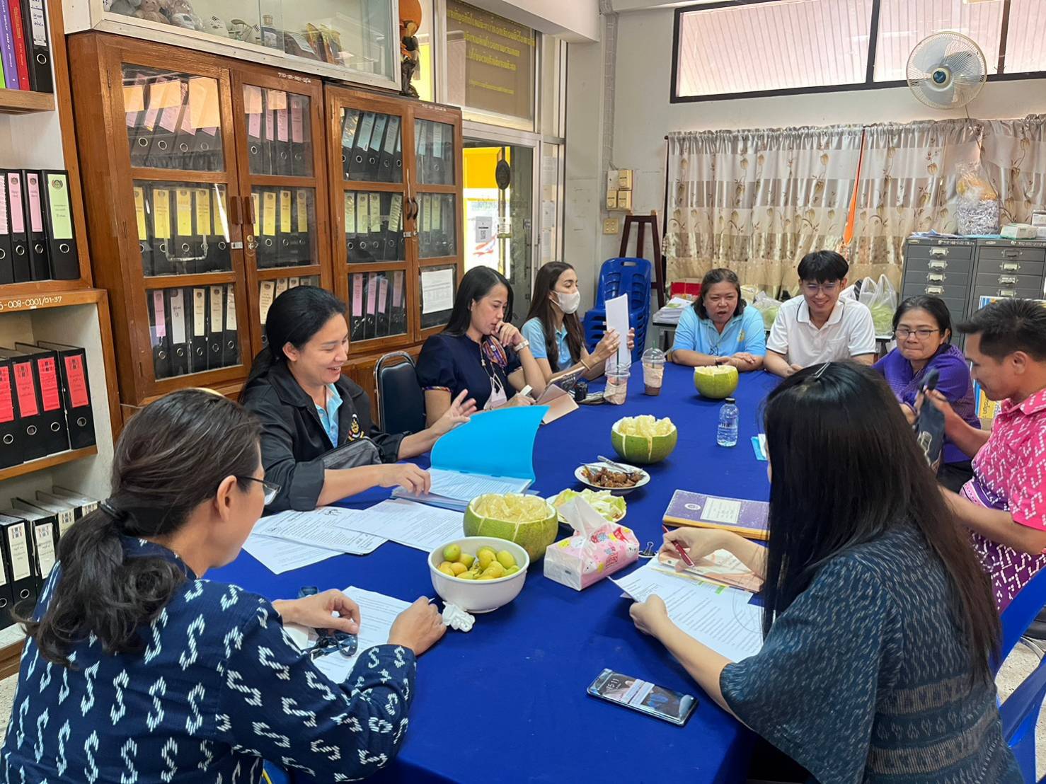 พช.กาญจนบุรี นิเทศ ติดตาม การดำเนินงานของสำนักงานพัฒนาชุมชนอำเภอ ประจำปีงบประมาณ พ.ศ. 2566 รอบไตรมาส 1 – 2