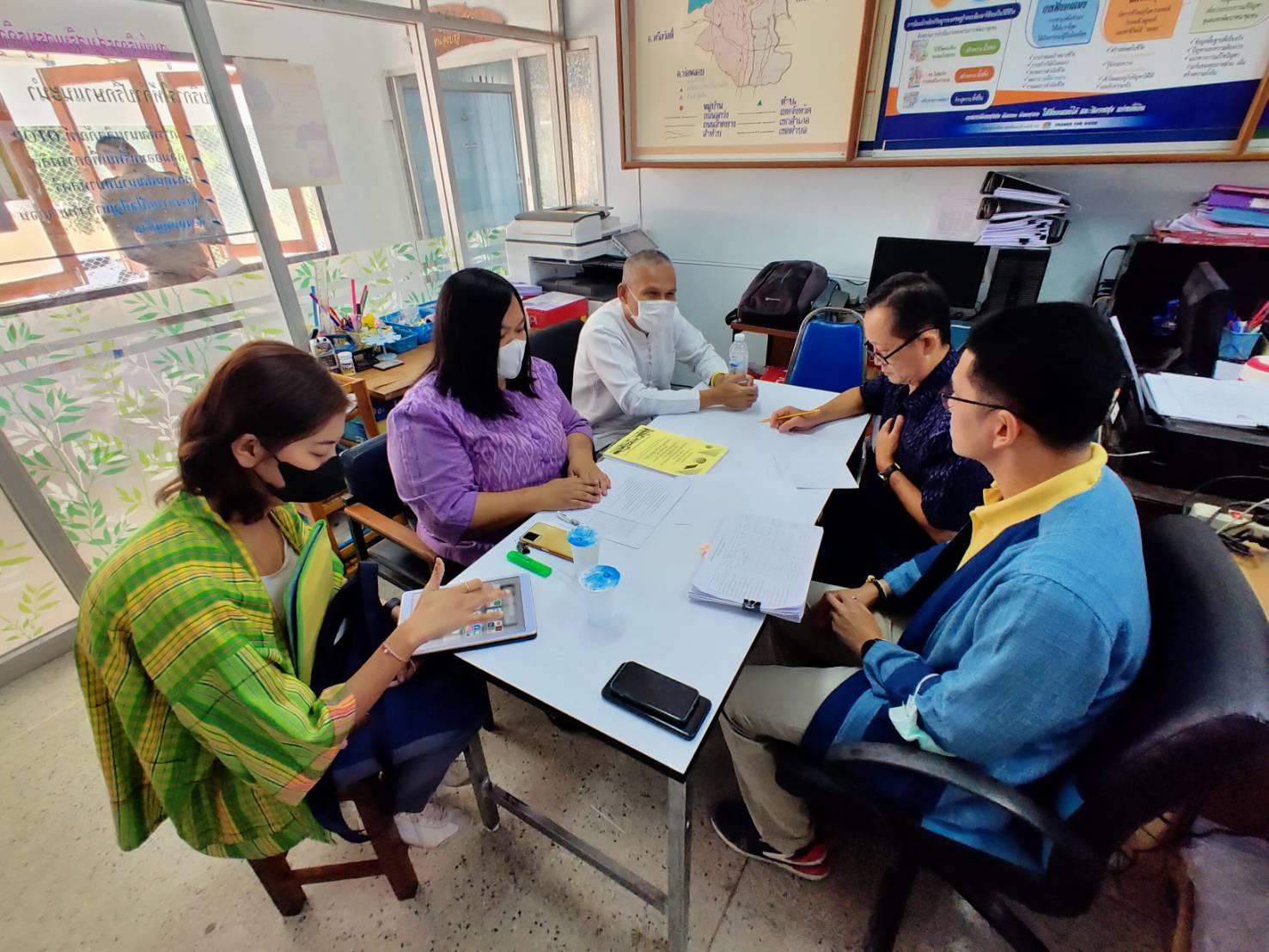 พช.กาญจนบุรี นิเทศ ติดตาม การดำเนินงานของสำนักงานพัฒนาชุมชนอำเภอ ประจำปีงบประมาณ พ.ศ. 2566 รอบไตรมาส 1 – 2