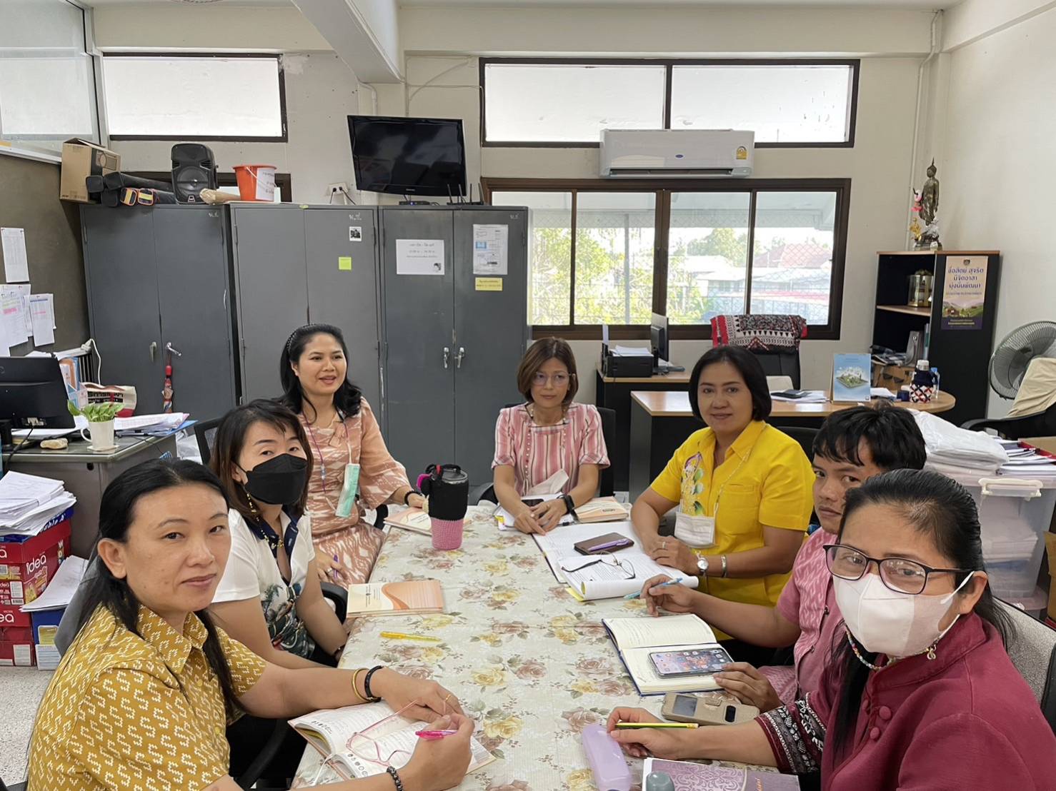 พช.กาญจนบุรี นิเทศ ติดตาม การดำเนินงานของสำนักงานพัฒนาชุมชนอำเภอ ประจำปีงบประมาณ พ.ศ. 2566 รอบไตรมาส 1 – 2