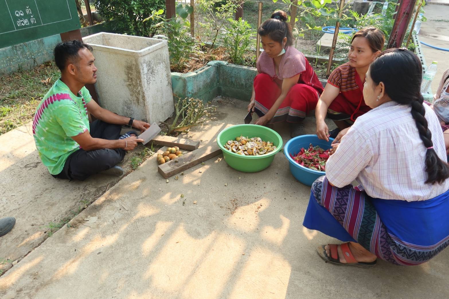 พช.กาญจนบุรี ขยายโอกาส ส่งเสริมการเรียนรู้ และสร้างบทบาทของเด็ก เยาวชน และสตรีในพื้นที่ชายขอบ อำเภอสังขละบุรี จังหวัดกาญจนบุรี