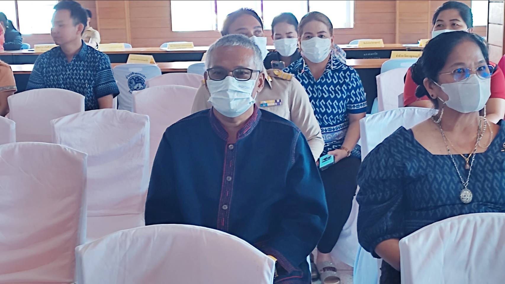 CDD KAN News : พช.กาญจนบุรี ร่วมโครงการจังหวัดเคลื่อนที่ “บำบัดทุกข์ บำรุงสุข สร้างรอยยิ้มให้ประชาชน” ครั้งที่ 8 ประจำปีงบประมาณ 2566 ในพื้นที่อำเภอห้วยกระเจา