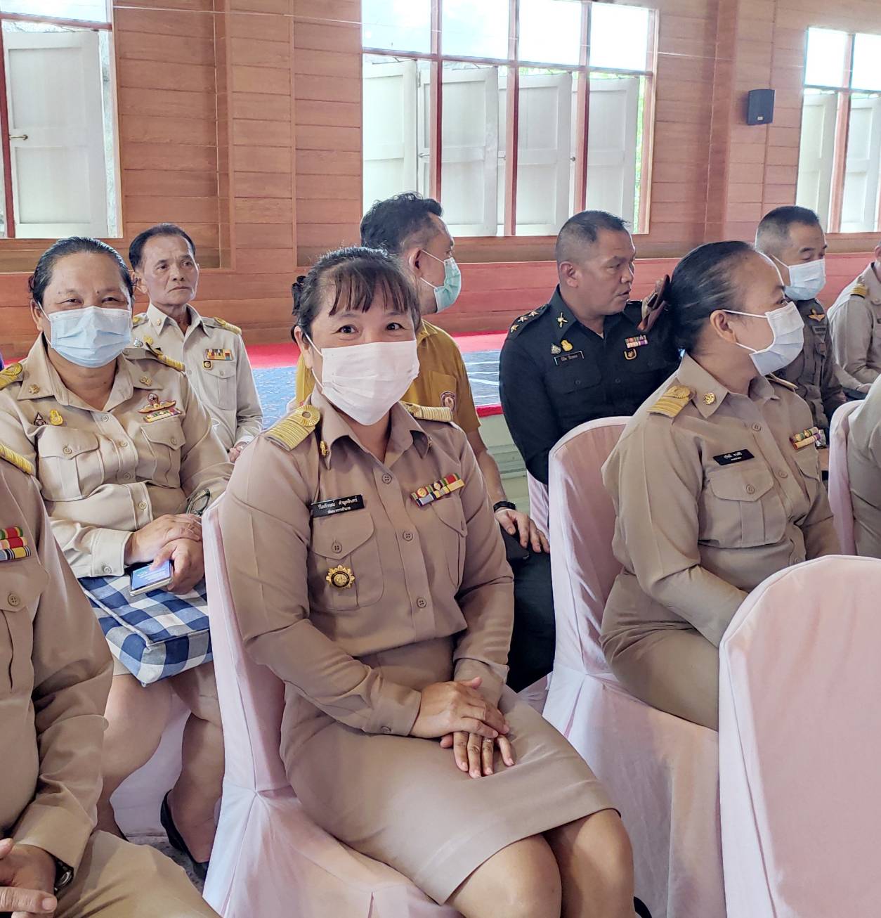 CDD KAN News : พช.กาญจนบุรี ร่วมโครงการจังหวัดเคลื่อนที่ “บำบัดทุกข์ บำรุงสุข สร้างรอยยิ้มให้ประชาชน” ครั้งที่ 8 ประจำปีงบประมาณ 2566 ในพื้นที่อำเภอห้วยกระเจา