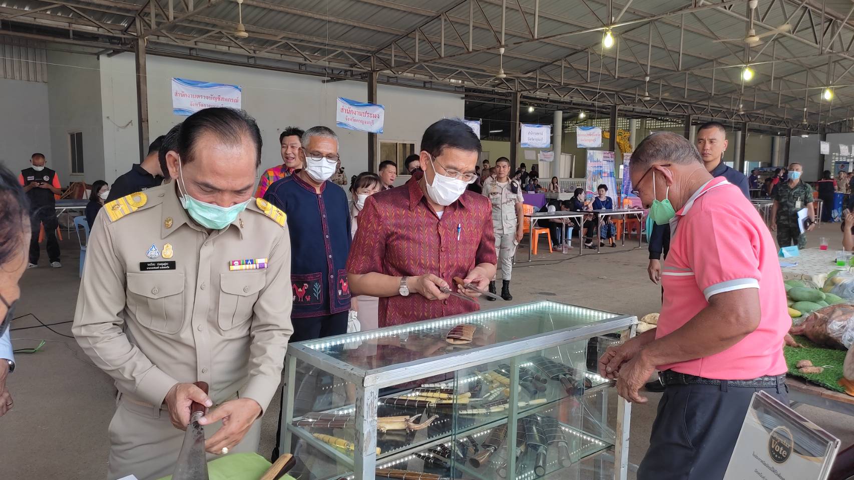 CDD KAN News : พช.กาญจนบุรี ร่วมโครงการจังหวัดเคลื่อนที่ “บำบัดทุกข์ บำรุงสุข สร้างรอยยิ้มให้ประชาชน” ครั้งที่ 8 ประจำปีงบประมาณ 2566 ในพื้นที่อำเภอห้วยกระเจา