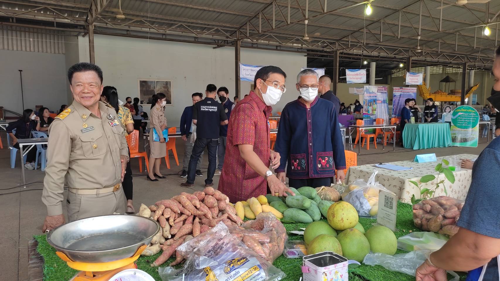 CDD KAN News : พช.กาญจนบุรี ร่วมโครงการจังหวัดเคลื่อนที่ “บำบัดทุกข์ บำรุงสุข สร้างรอยยิ้มให้ประชาชน” ครั้งที่ 8 ประจำปีงบประมาณ 2566 ในพื้นที่อำเภอห้วยกระเจา
