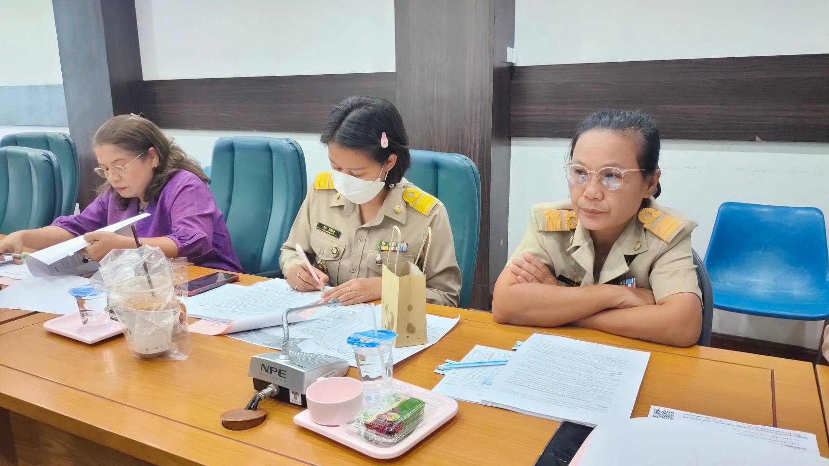พช.กาญจนบุรี ดำเนินการประชุมคณะอนุกรรมการบริหารกองทุนพัฒนาบทบาทสตรีระดับจังหวัดกาญจนบุรี ครั้งที่ 5-2566