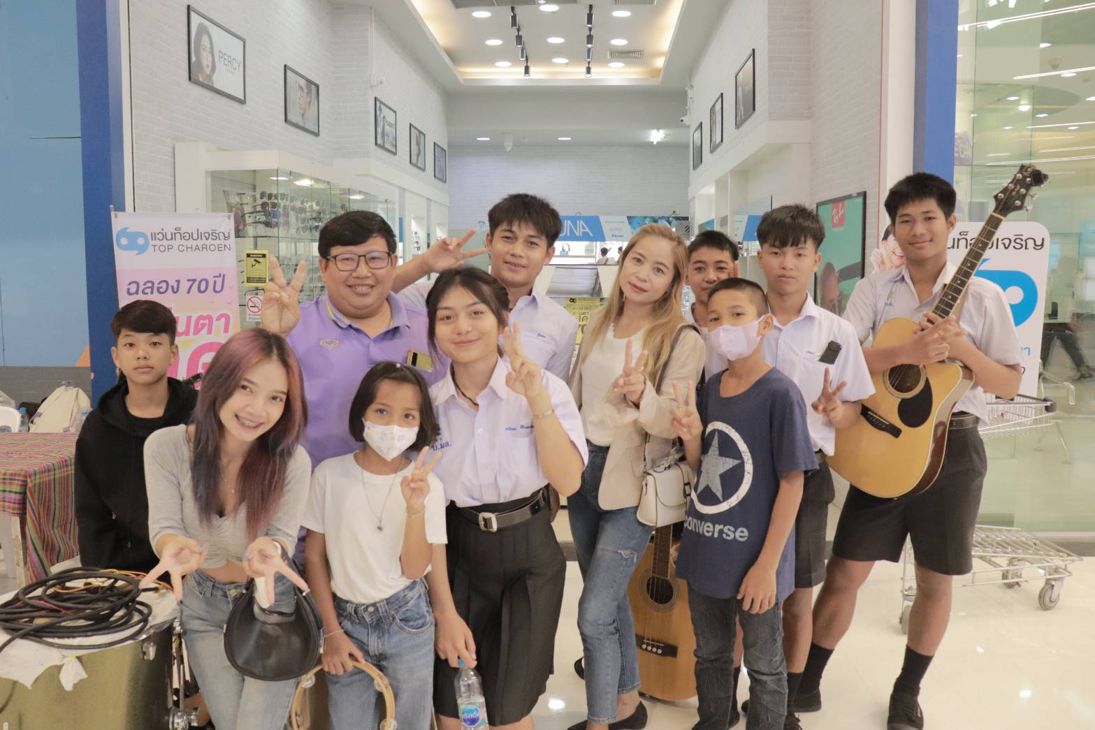 พช.กาญจนบุรี จัดงาน “การประกวดดนตรีโฟล์คซอง เยาวชน คนรุ่นใหม่ ห่างไกลยาเสพติด ประจำปี 2566”