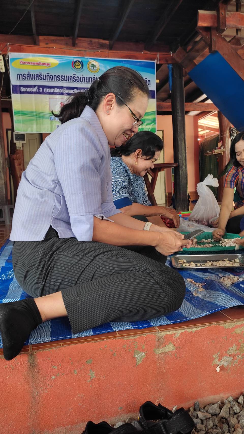 📣CDD KAN News: พัฒนาการจังหวัดกาญจนบุรี นำทีมยกระดับสมาชิกกลุ่มออมทรัพย์เพื่อการผลิตบ้านดอนมะกอก สู่การสร้างงาน สร้างอาชีพ สร้างรายได้ สร้างเศรษฐกิจชุมชนฐานรากให้มีความมั่นคง ยั่งยืน