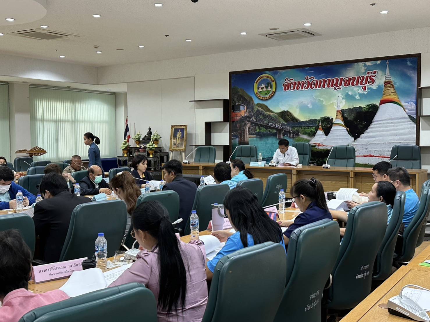 📣CDD KAN News: พช. กาญจนบุรี จัดประชุมคณะทำงานบริหารการจัดเก็บข้อมูลความจำเป็นพื้นฐาน (จปฐ.) และข้อมูลพื้นฐานระดับหมู่บ้าน (กชช. 2ค) จังหวัดกาญจนบุรี