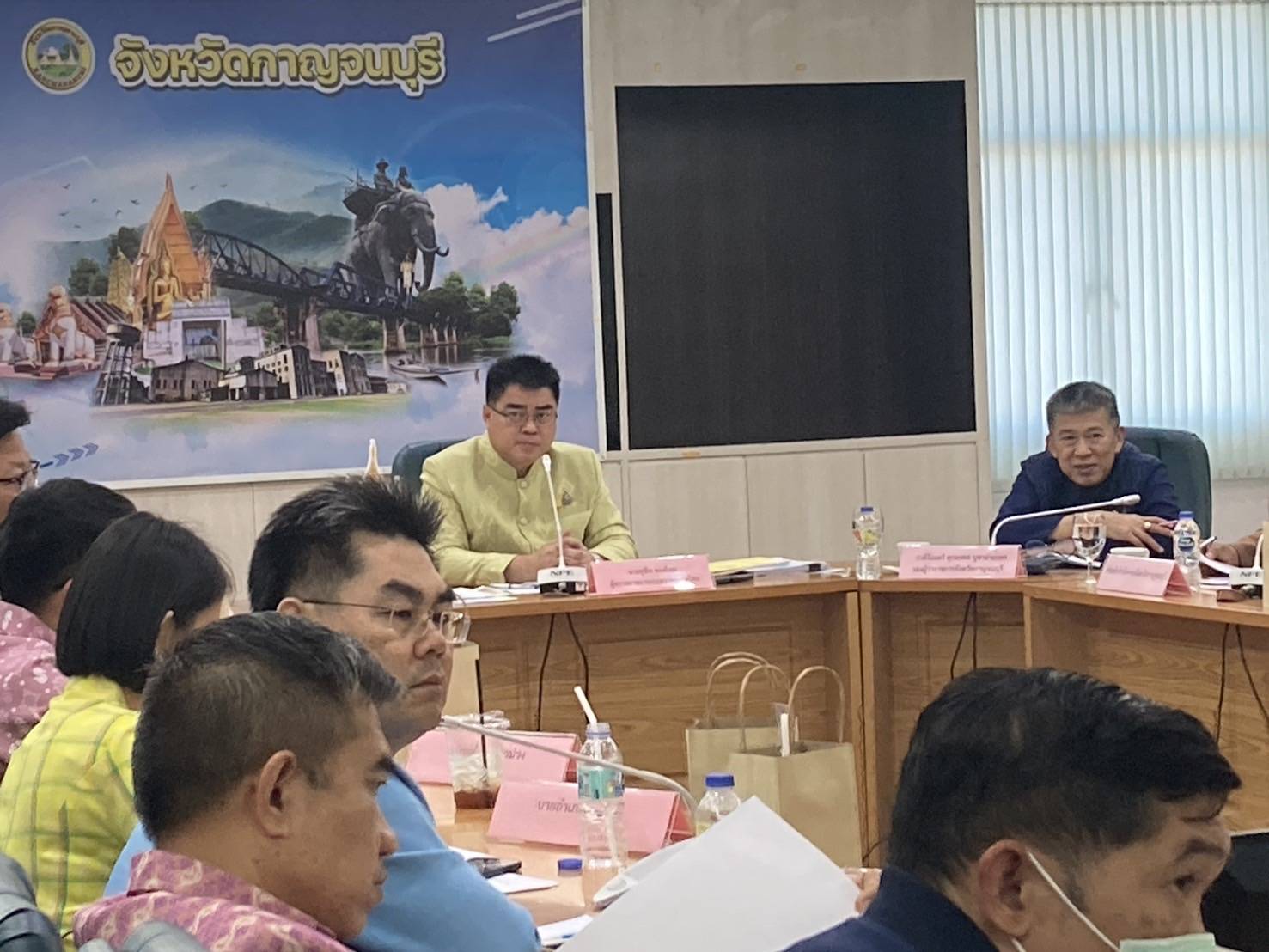 พช.กาญจนบุรี รับการตรวจราชการจากผู้ตรวจ มท. ทั้งนี้ยกนิ้วชื่นชม! แปลง“โคก หนอง นา โมเดล” จ.กาญจนบุรี สามารถสร้างประโยชน์ต่อประชาชน และเป็นต้นแบบอย่างแท้จริง