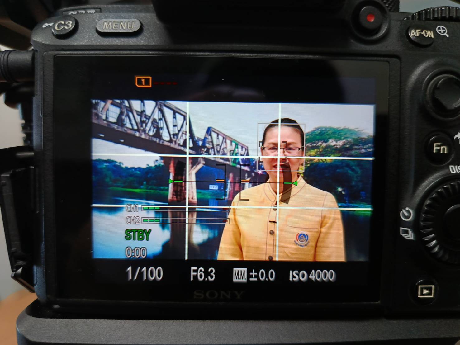 พัฒนาการจังหวัดกาญจนบุรี บันทึกวิดีโอ ถอดบทเรียนความสำเร็จ การน้อมนำแนวพระราชดำริของสมเด็จพระกนิษฐาธิราชเจ้า กรมสมเด็จพระเทพรัตนราชสุดาฯ สยามบรมราชกุมารี สู่ปฏิบัติการปลูกผักสวนครัว เพื่อสร้างความมั่นคงทางอาหาร