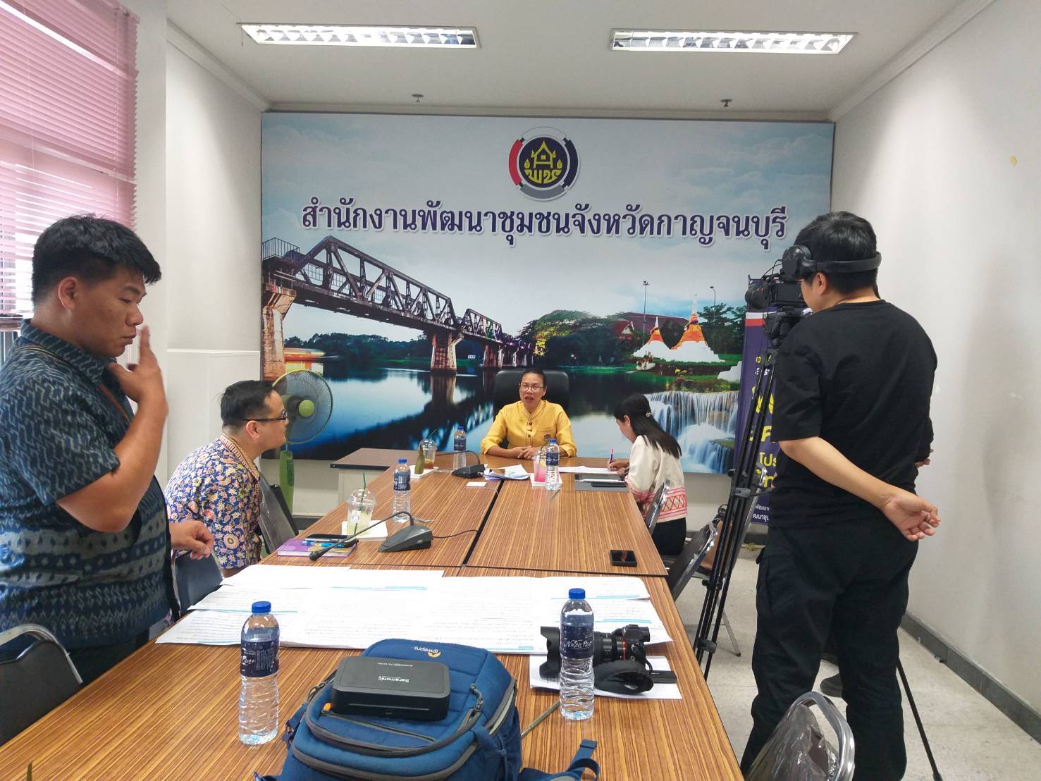 พัฒนาการจังหวัดกาญจนบุรี บันทึกวิดีโอ ถอดบทเรียนความสำเร็จ การน้อมนำแนวพระราชดำริของสมเด็จพระกนิษฐาธิราชเจ้า กรมสมเด็จพระเทพรัตนราชสุดาฯ สยามบรมราชกุมารี สู่ปฏิบัติการปลูกผักสวนครัว เพื่อสร้างความมั่นคงทางอาหาร