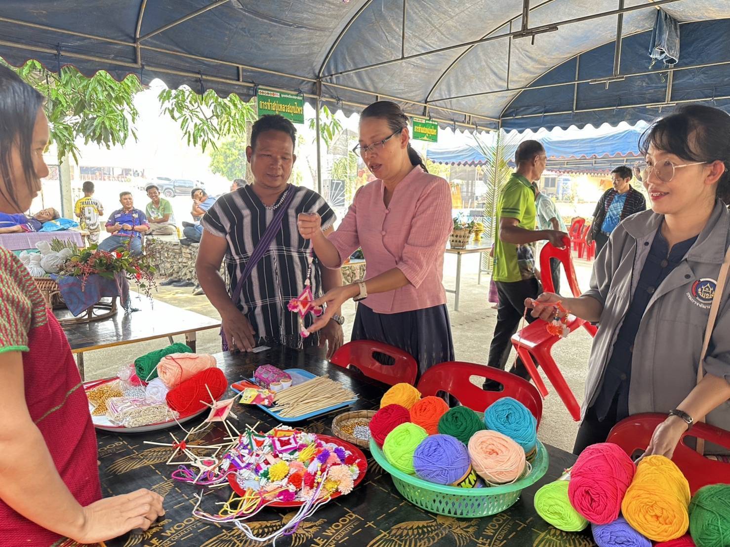 พช. กาญจนบุรี เปิดโครงการส่งเสริมการท่องเที่ยวชุมชน ภายใต้กิจกรรมส่งเสริมการเรียนรู้ที่นักท่องเที่ยวลงมือปฎิบัติ (D-HOPE) ของหมู่บ้านท่องเที่ยวนวัตวิถีบ้านแม่กระบุง