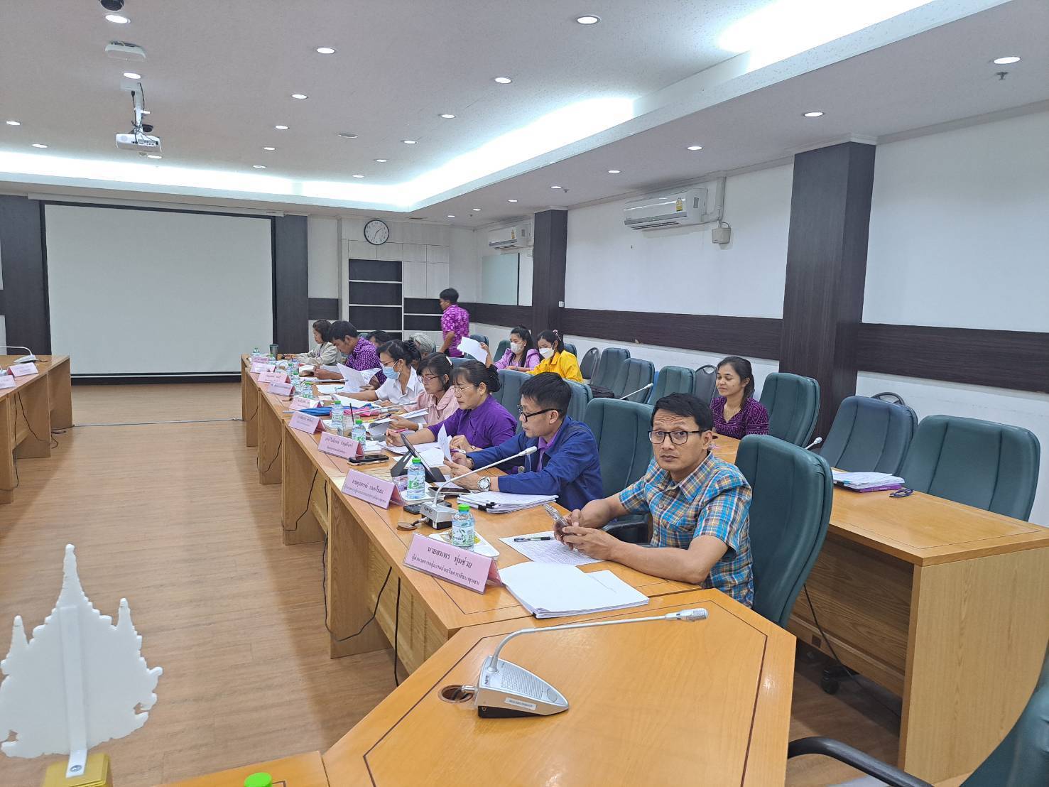 พช. กาญจนบุรี ประชุมผู้บริหารและนักวิชาการพัฒนาชุมชนสำนักงานพัฒนาชุมชนจังหวัดกาญจนบุรี ครั้งที่ 3/2567
