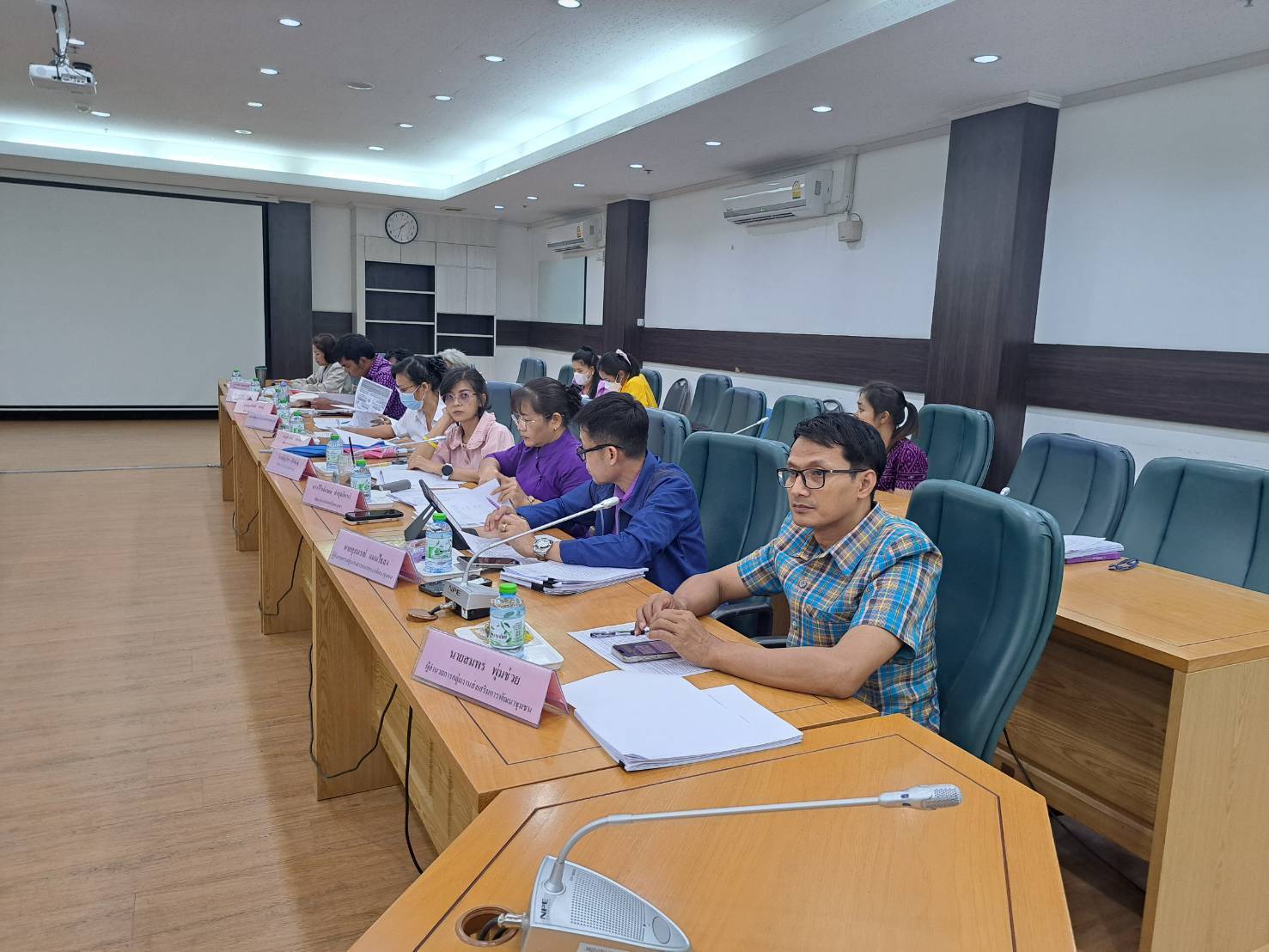 พช. กาญจนบุรี ประชุมผู้บริหารและนักวิชาการพัฒนาชุมชนสำนักงานพัฒนาชุมชนจังหวัดกาญจนบุรี ครั้งที่ 3/2567