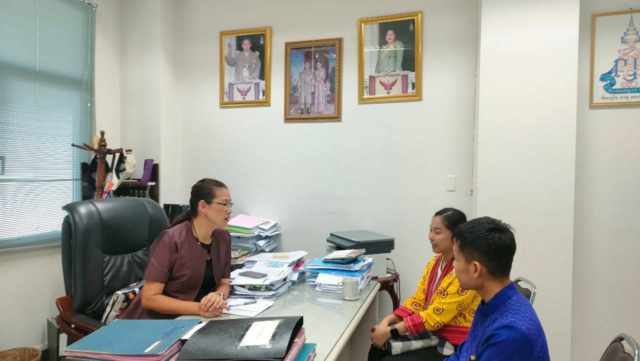 พช. กาญจนบุรี รับการติดตามสนับสนุนเชิงวิชาการการดำเนินงานศูนย์สาธิตการตลาด ในพื้นที่จังหวัดกาญจนบุรี