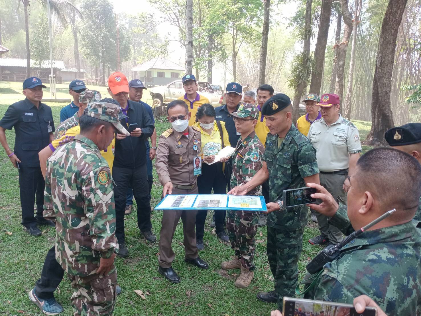 พัฒนาการจังหวัดกาญจนบุรี ลงพื้นที่รับการตรวจเยี่ยมและประชุมติดตามความก้าวหน้าการดำเนินงานโครงการพัฒนาชุมชน ในเขตรักษาพันธุ์สัตว์ป่า และอุทยานแห่งชาติจังหวัดกาญจนบุรี ภายใต้มูลนิธิภูบดินทร์ ในพระบรมราชูปถัมภ์ บ้านทิไล่ป้า – บ้านจะแก และบ้านสาละวะ อำเภอสังขละบุรี จังหวัดกาญจนบุรี