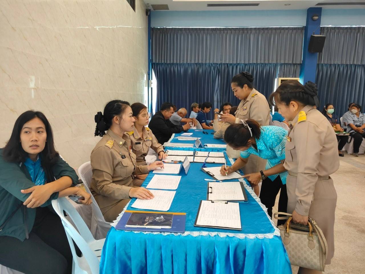 จังหวัดกาญจนบุรี ประกาศวาระจังหวัดกาญจนบุรี มาตรการป้องกันและแก้ไขปัญหายาเสพติด ตามนโยบายรัฐบาล กิจกรรม kick off หมู่บ้านป้องกันและแก้ไขปัญหายาเสพติด ด้วยกระบวนการกองทุนแม่ของแผ่นดิน ระดับจังหวัด