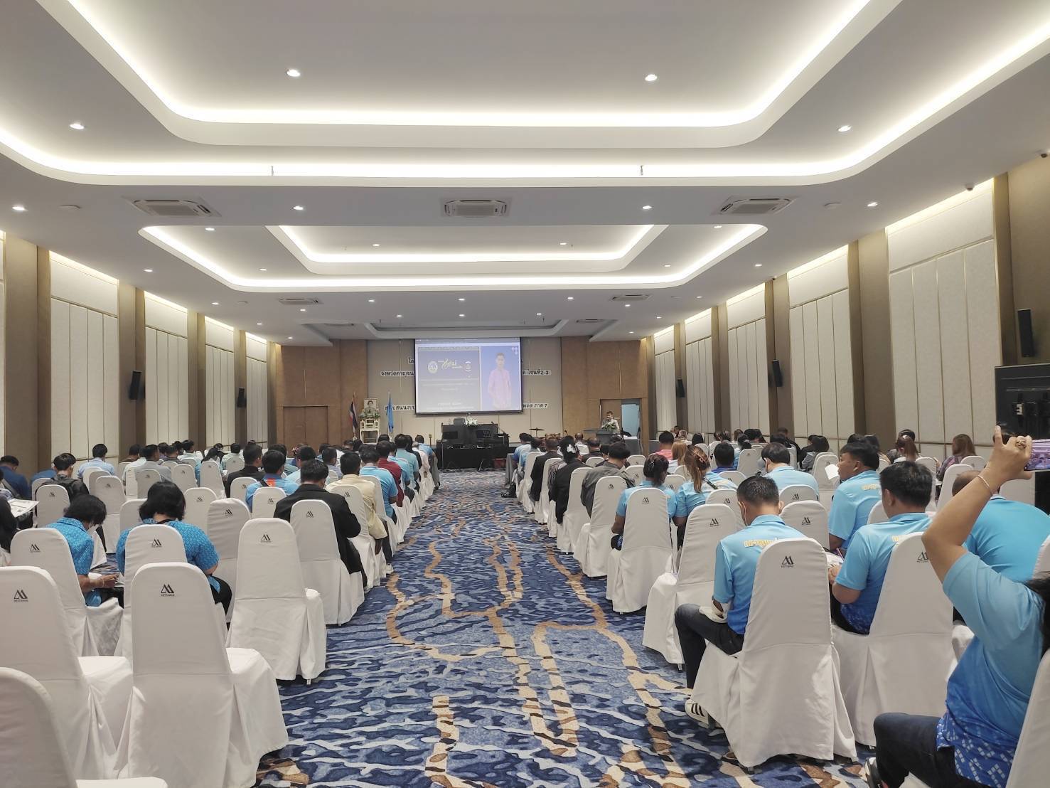 พช. กาญจนบุรี เสริมพลัง สร้างแนวคิด ขับเคลื่อนงานกองทุนแม่ของแผ่นดิน โครงการประชุมโซนเครือข่ายกองทุนแม่ของแผ่นดินขับเคลื่อนงานป้องกันและแก้ไขปัญหายาเสพติด (โซนที่ 2-3)