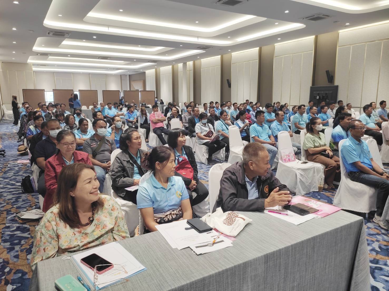 พช. กาญจนบุรี เสริมพลัง สร้างแนวคิด ขับเคลื่อนงานกองทุนแม่ของแผ่นดิน โครงการประชุมโซนเครือข่ายกองทุนแม่ของแผ่นดินขับเคลื่อนงานป้องกันและแก้ไขปัญหายาเสพติด (โซนที่ 2-3)