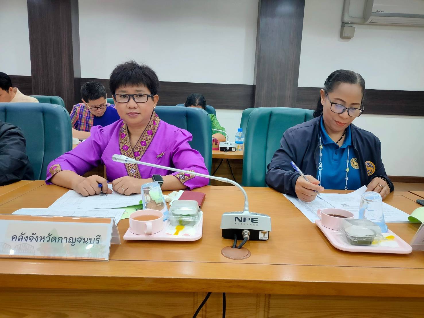 พช.กาญจนบุรี ดำเนินการประชุมคณะอนุกรรมการบริหารกองทุนพัฒนาบทบาทสตรีระดับจังหวัดกาญจนบุรี ครั้งที่ 3/2567 อนุมัติเงินทุนกว่า 1.4 ล้านบาท