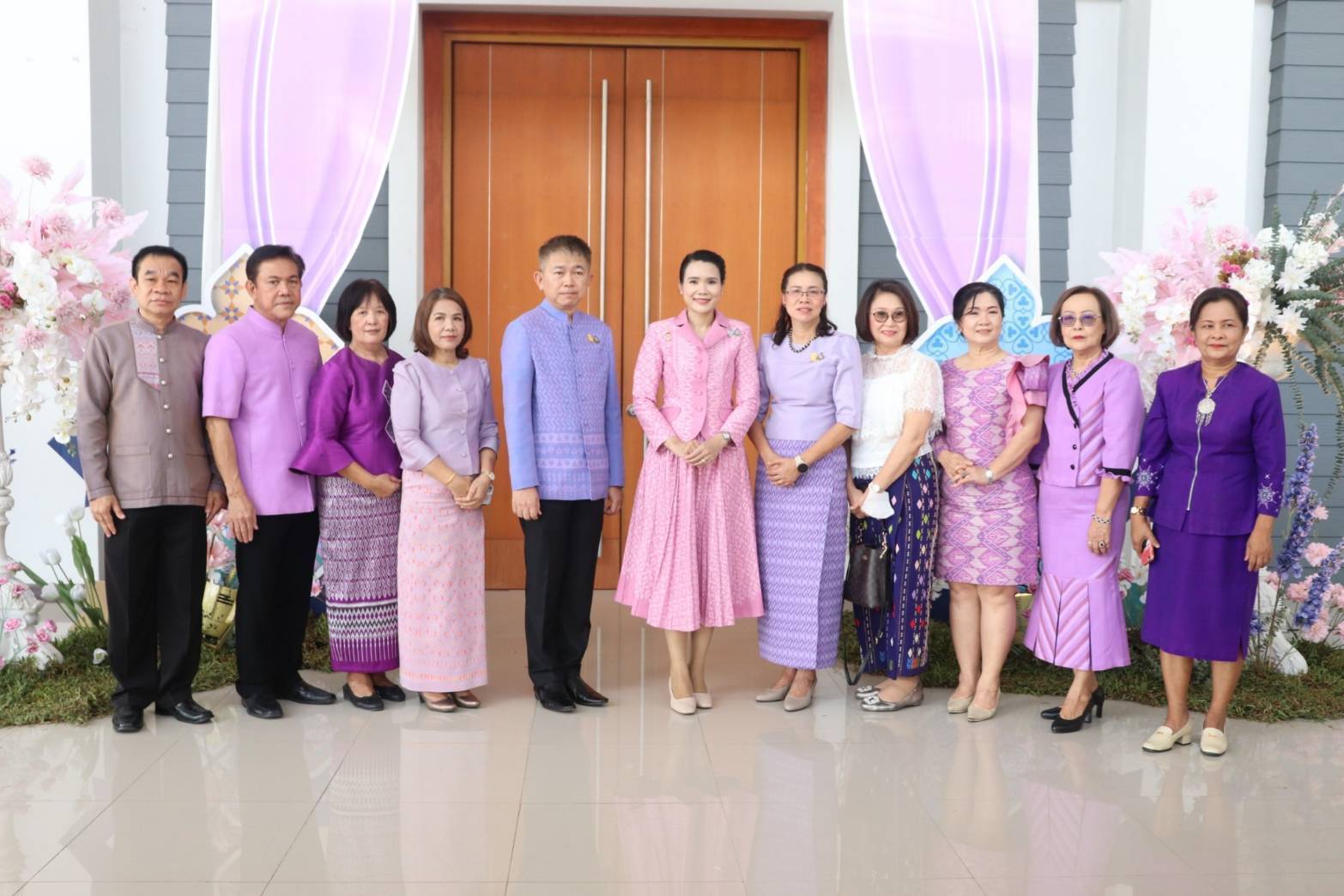 จังหวัดกาญจนบุรี จัดงาน“พลังสตรีกาญจน์ สร้างสรรค์สังคม สู่วิถีสากล” เนื่องในวันสตรีสากล ประจำปี 2567