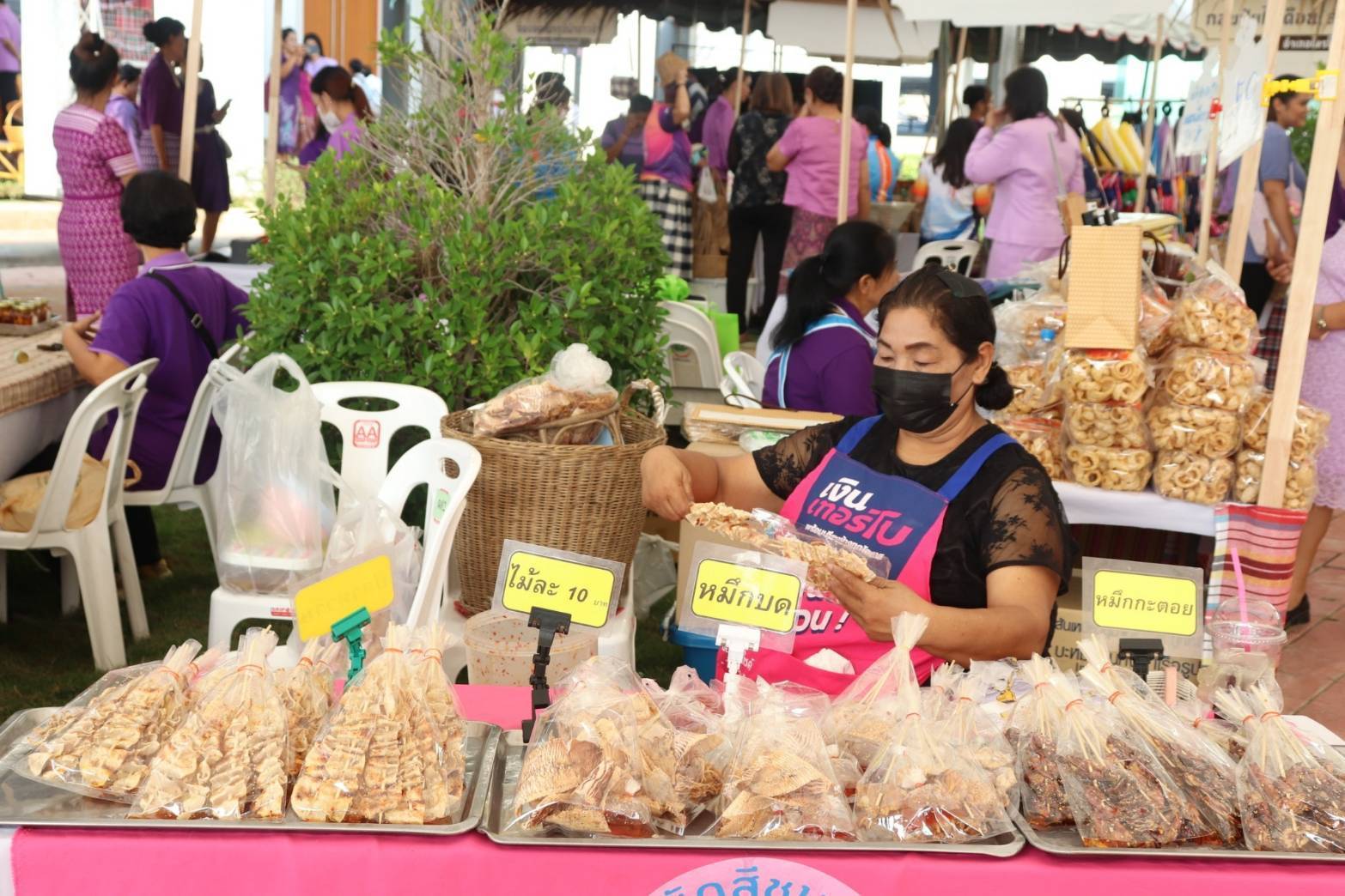 จังหวัดกาญจนบุรี จัดงาน“พลังสตรีกาญจน์ สร้างสรรค์สังคม สู่วิถีสากล” เนื่องในวันสตรีสากล ประจำปี 2567