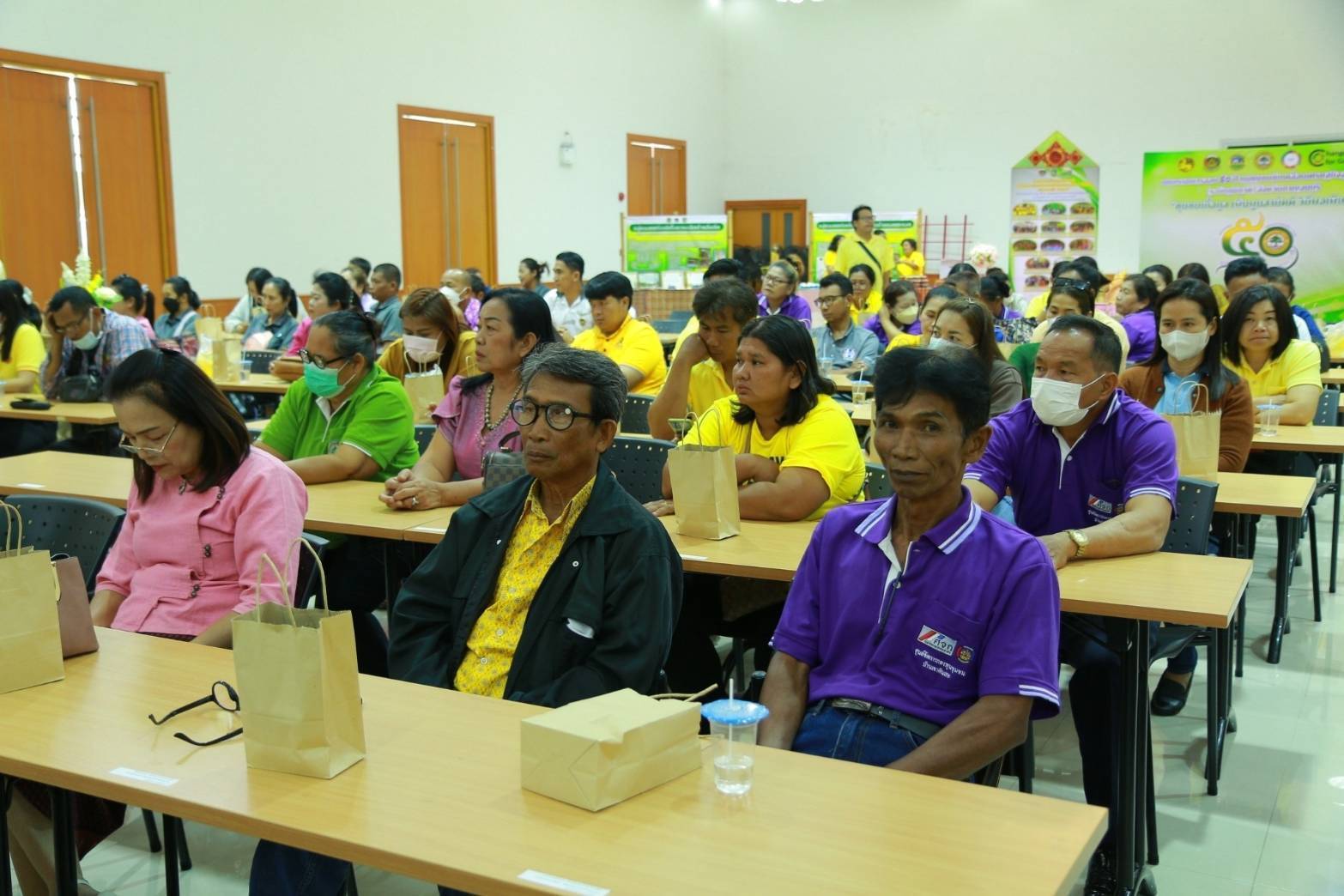 พช.กาญจนบุรี เปิดกิจกรรม “มหกรรมการออม 50 ปี  ผลสำเร็จสัจจะกลุ่มออมทรัพย์เพื่อการผลิตจังหวัดกาญจนบุรี กว่า 200 ล้านบาท หนุนทุนชุมชนขับเคลื่อนเศรษฐกิจฐานราก