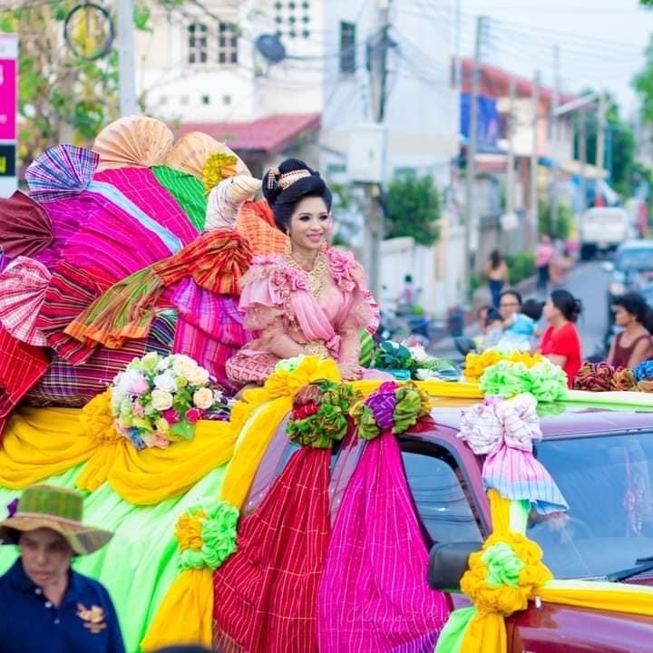 ️พช.กาญจนบุรี ร่วมงานประเพณีสงกรานต์บ้านหนองขาว ✨️การประกวดวัวเทียมเกวียน🏆 ชิงถ้วยรางวัลพระราชทานสมเด็จพระกนิษฐาธิราชเจ้า กรมสมเด็จพระเทพรัตนราชสุดาฯ สยามบรมราชกุมารี