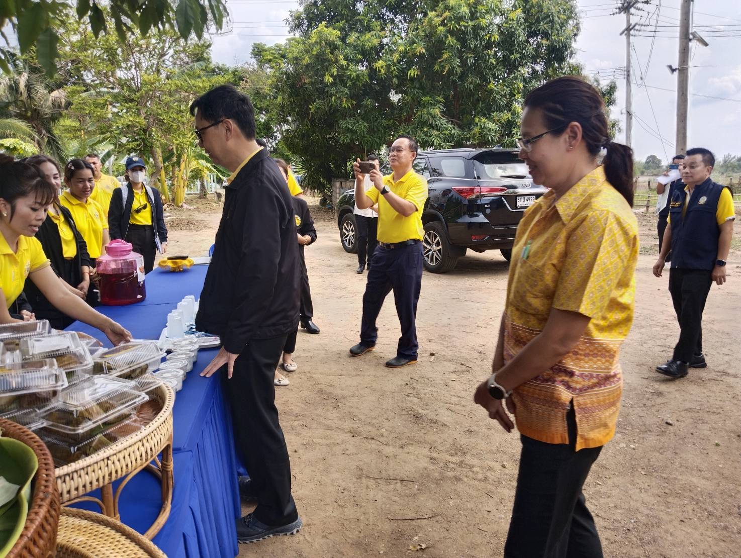 พจ.กาญจนบุรี นำทีมรับการตรวจเยี่ยมโครงการอันเนื่องมาจากพระราชดำริ ในพื้นที่อำเภอบ่อพลอยและอำเภอห้วยกระเจา จังหวัดกาญจนบุรี
