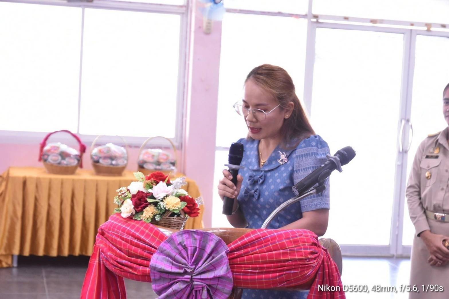 พจ.กาญจนบุรี ยกทัพข้าราชการ ภาคีเครือข่าย ร่วมกิจกรรมการคัดเลือกข้าราชการ ลูกจ้างประจำ และพนักงานราชการดีเด่น ปี 2567 ประเภทพัฒนากรขวัญใจ ระดับเขตตรวจราชการ จังหวัดกาญจนบุรี