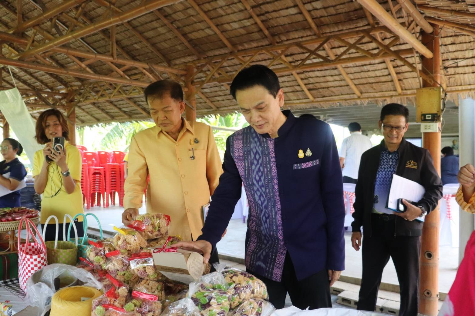พช.กาญจนบุรี รับการประเมินความพร้อมการจัดตั้งศูนย์สารสนเทศตำบลต้นแบบเพื่อพัฒนาคุณภาพชีวิต ระดับเขตตรวจราชการ ปีงบประมาณ 2567