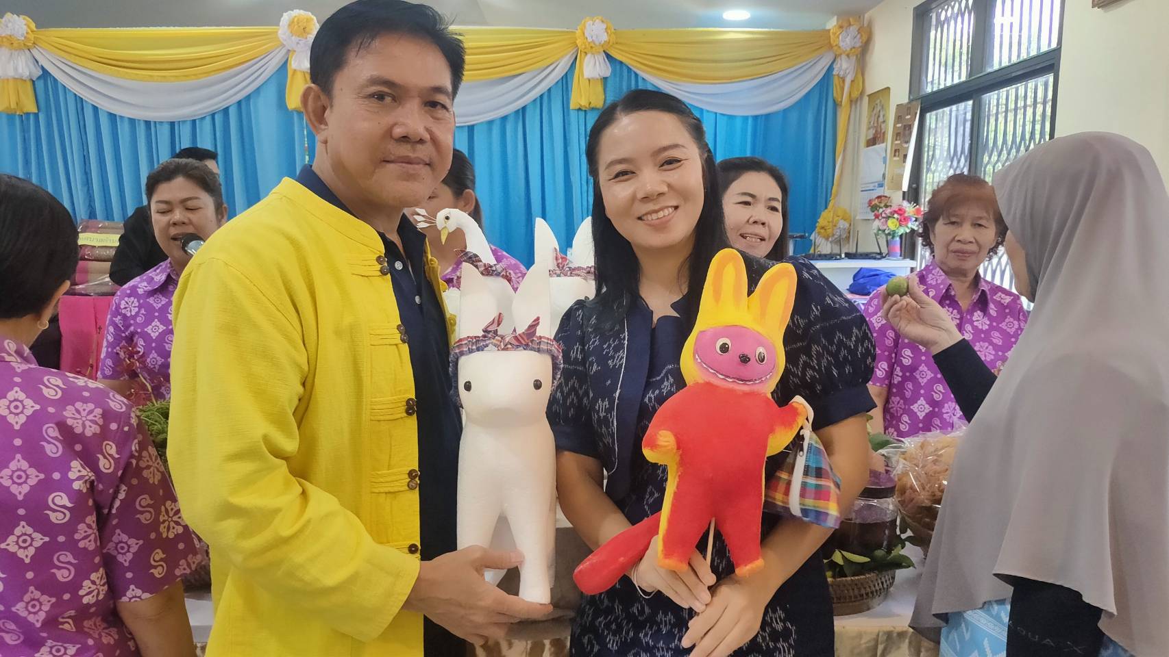 พช.กาญจนบุรี นำคณะกรรมการคัดเลือกคนกองทุนพัฒนาบทบาทสตรีดีเด่นระดับจังหวัด ลงพื้นที่คัดสรรกลุ่มเป้าหมาย ตามโครงการเชิดชูเกียรติคนกองทุนพัฒนาบทบาทสตรี ประจำปี 2567