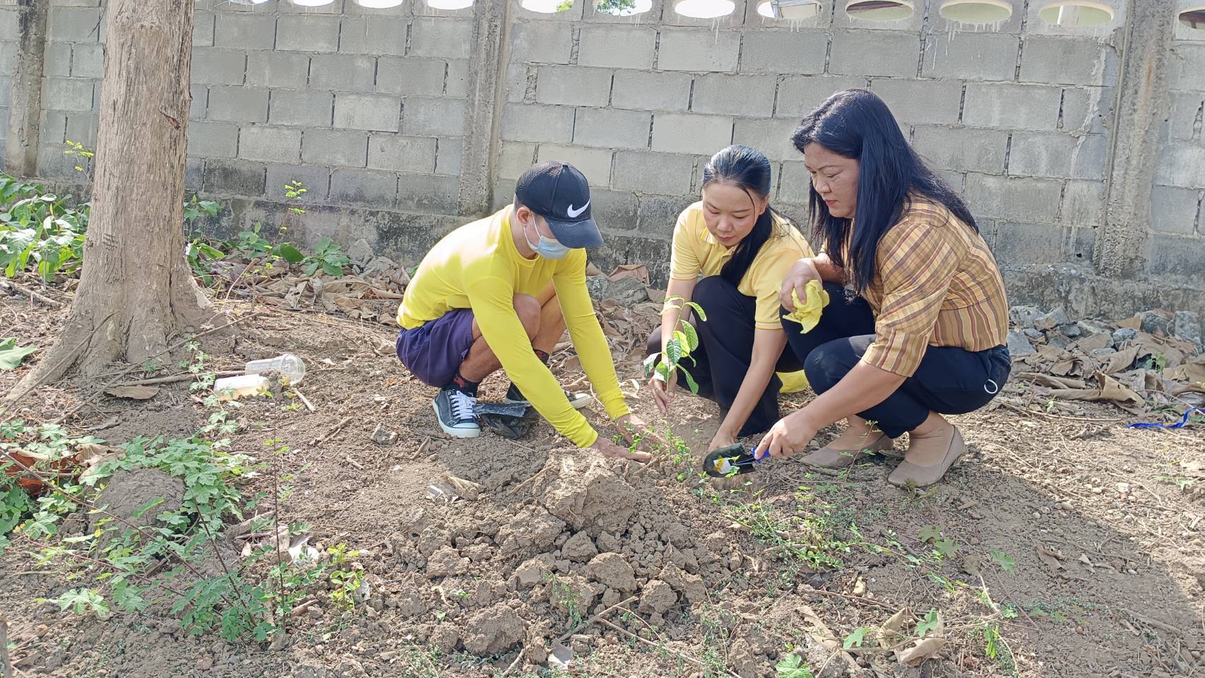 พช.กาญจนบุรี จับมือ ภาคีเครือข่ายสืบสานพระราชปณิธาน ขับเคลื่อนโครงการ “โคกหนองนาแห่งน้ำใจและความหวัง กรมราชทัณฑ์”