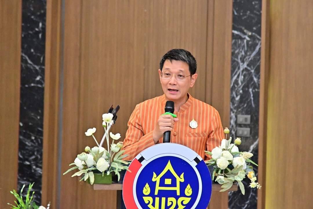พช.กาญจนบุรี นำผู้ประกอบการ OTOP ในจังหวัดกาญจนบุรี ประเภทผ้าและหัตถกรรม ร่วม Coaching ผ้าลายพระราชทาน “ผ้าลายสิริวชิราภรณ์” และงานหัตถกรรม จุดดำเนินการที่ 3