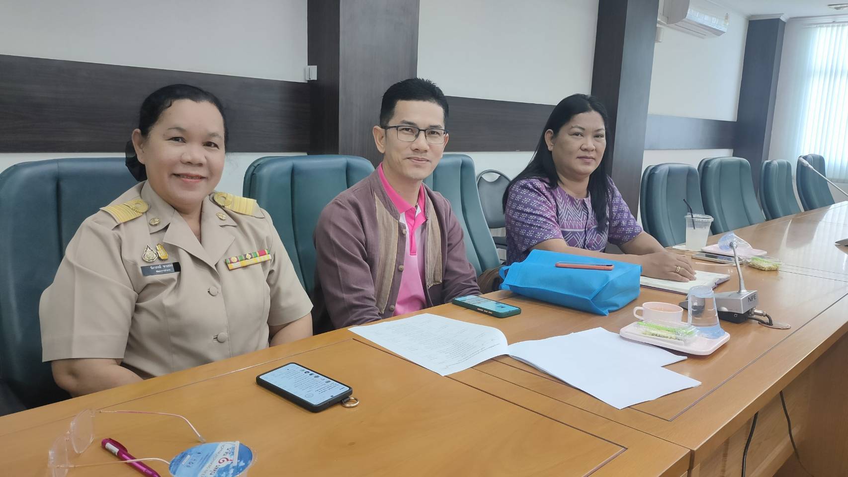 พช.กาญจนบุรี ดำเนินการประชุมคณะอนุกรรมการบริหารกองทุนพัฒนาบทบาทสตรีระดับจังหวัดกาญจนบุรี ครั้งที่ 5/2567