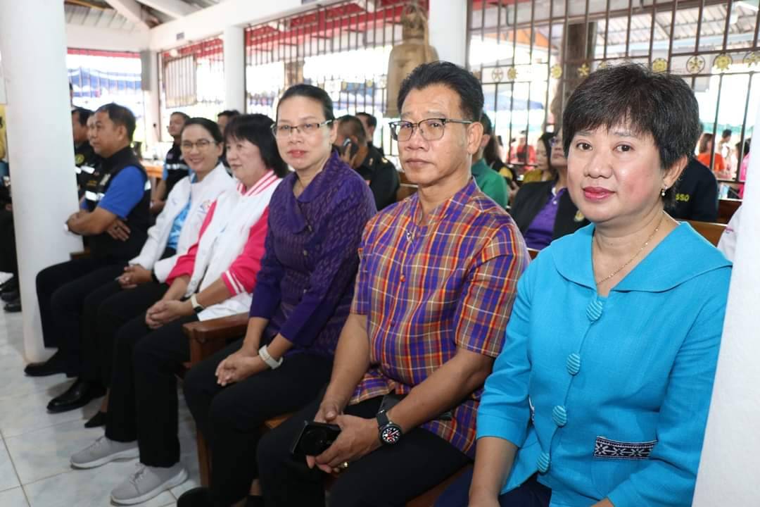 พช.กาญจนบุรี ร่วมโครงการจังหวัดเคลื่อนที่ “บำบัดทุกข์ บำรุงสุข สร้างรอยยิ้มให้ประชาชน” ครั้งที่ 8 ประจำปีงบประมาณ 2567 ในพื้นที่อำเภอห้วยกระเจา