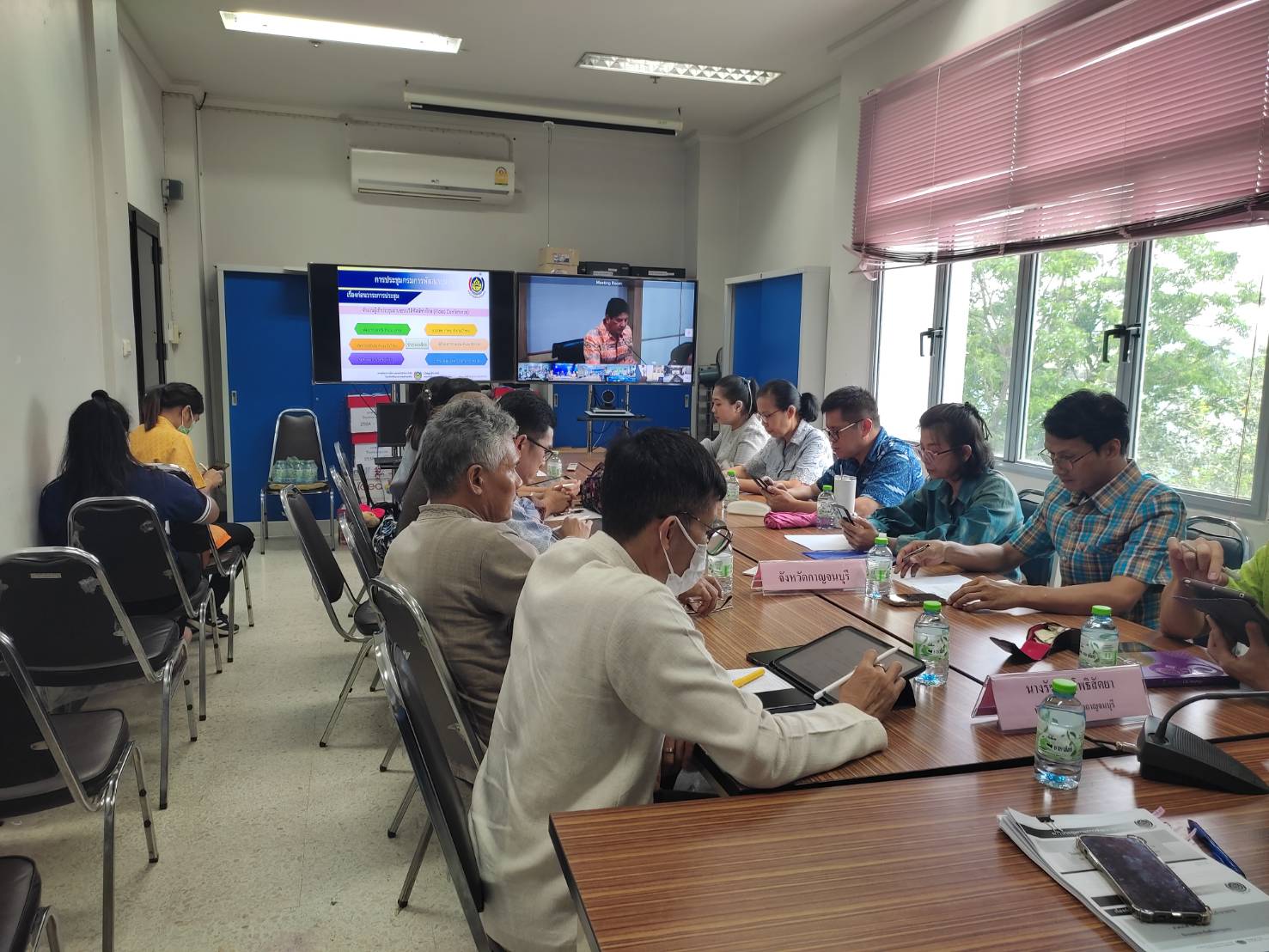 พช. กาญจนบุรี เข้าร่วมการประชุมกรมการพัฒนาชุมชน ครั้งที่ 5/2567 พร้อมติดตามการขับเคลื่อนภารกิจสำคัญ 10+1 ไตรมาส 3