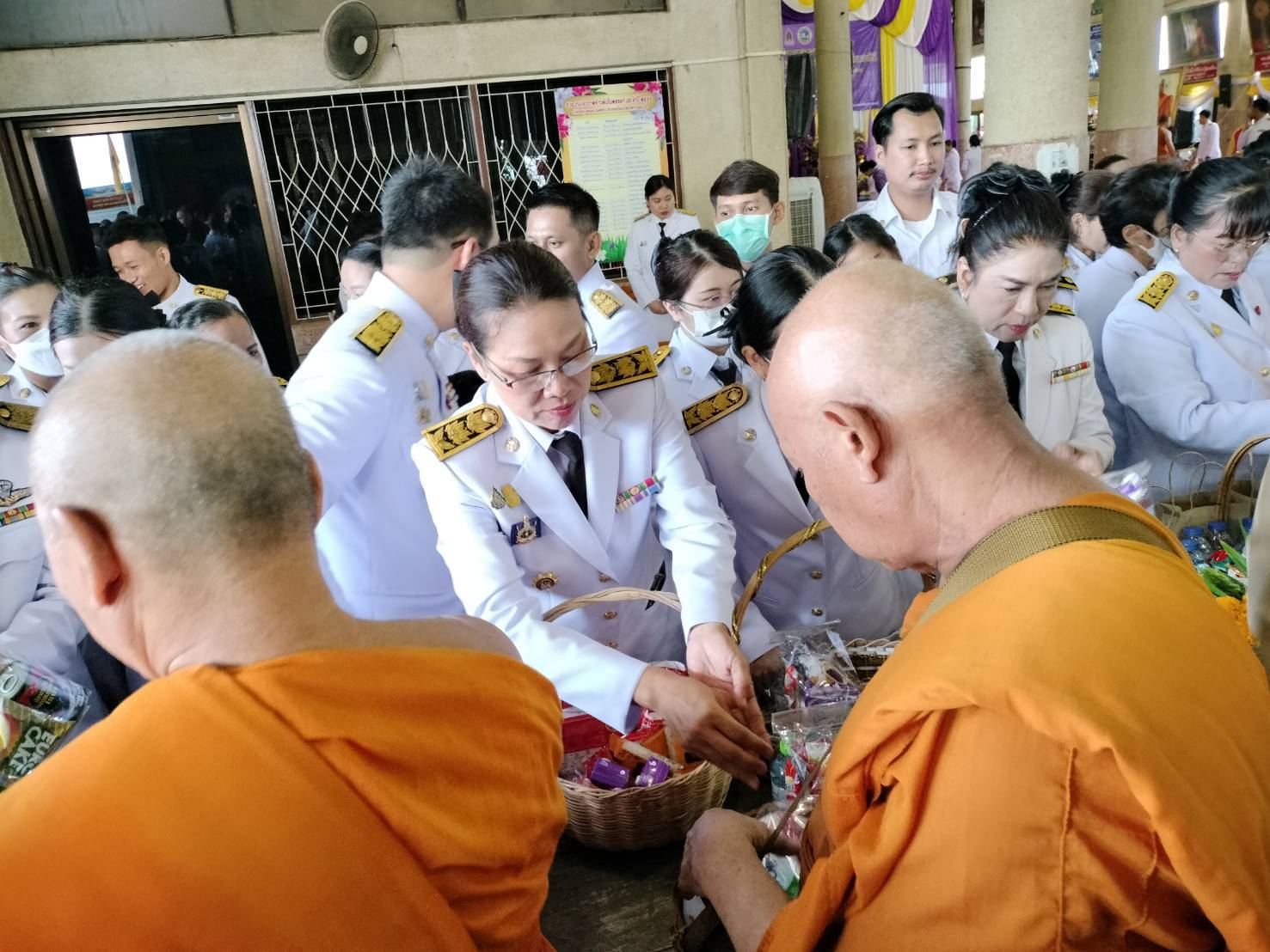 พจ.กาญจนบุรี นำข้าราชการร่วมพิธีทางศาสนามหามงคลและถวายพระพรชัยมงคลเฉลิมพระเกียรติสมเด็จพระนางเจ้าฯ พระบรมราชินี เนื่องในโอกาสวันเฉลิมพระชนมพรรษา สมเด็จพระนางเจ้าฯ พระบรมราชินี 3 มิถุนายน 2567