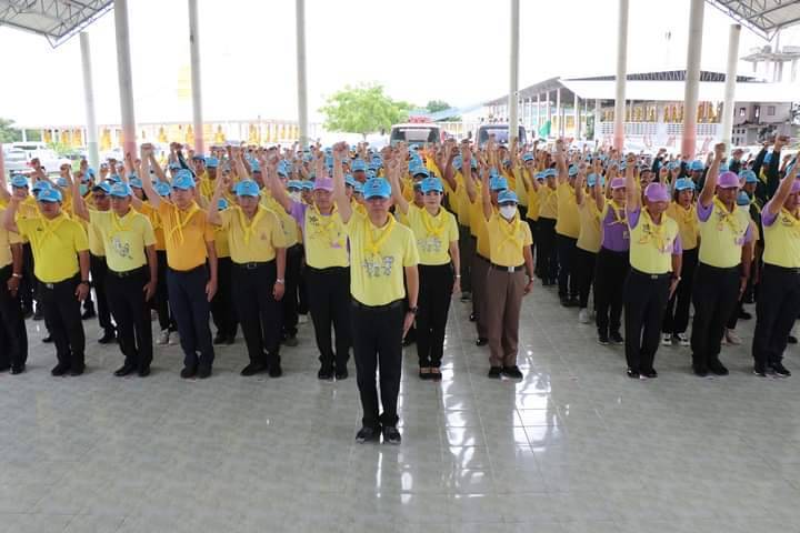 พจ.กาญจนบุรี นำข้าราชการร่วมพิธีทางศาสนามหามงคลและถวายพระพรชัยมงคลเฉลิมพระเกียรติสมเด็จพระนางเจ้าฯ พระบรมราชินี เนื่องในโอกาสวันเฉลิมพระชนมพรรษา สมเด็จพระนางเจ้าฯ พระบรมราชินี 3 มิถุนายน 2567