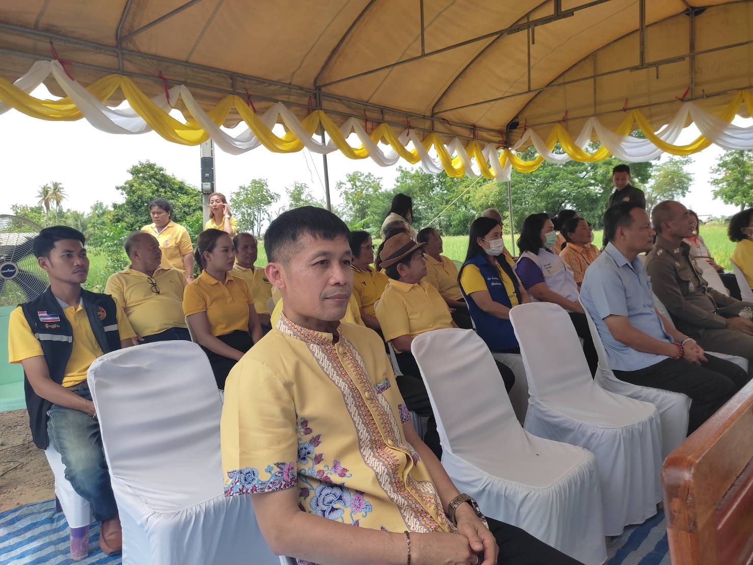 รองผู้ว่าราชการจังหวัดกาญจนบุรี ส่งมอบบ้านโครงการ “บ้านห่วงใยจากใจ GLO ประจำปี 2566” เพื่อจัดสร้างบ้านให้กับประชาชนที่มีบ้านพักอาศัยไม่มั่นคงถาวร และเพื่อแก้ปัญหาความเดือดร้อนของประชาชน ในระบบ TPMAP จังหวัดกาญจนบุรี