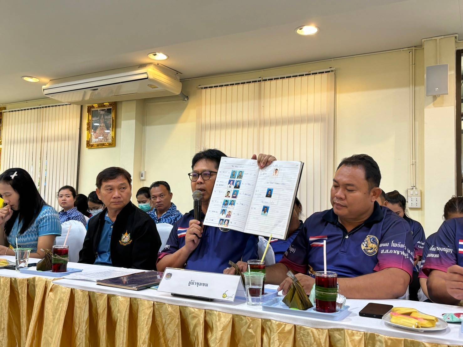 รองผู้ว่าราชการจังหวัดกาญจนบุรี นำทีม ลุย! คัดสรรกิจกรรมพัฒนาชุมชนดีเด่น ประจำปี 2567 เป็นวันที่สอง