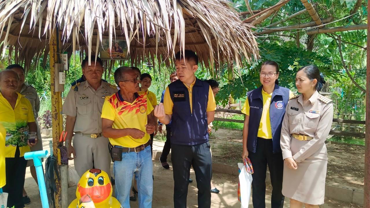 รองผู้ว่าราชการจังหวัดกาญจนบุรี นำทีม ลุย! คัดสรรกิจกรรมพัฒนาชุมชนดีเด่น ประจำปี 2567 เป็นวันที่สาม